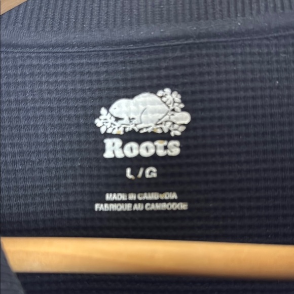 Roots Black 1/4 Zip Up Sweatshirt Size Large - Picture 2 of 6